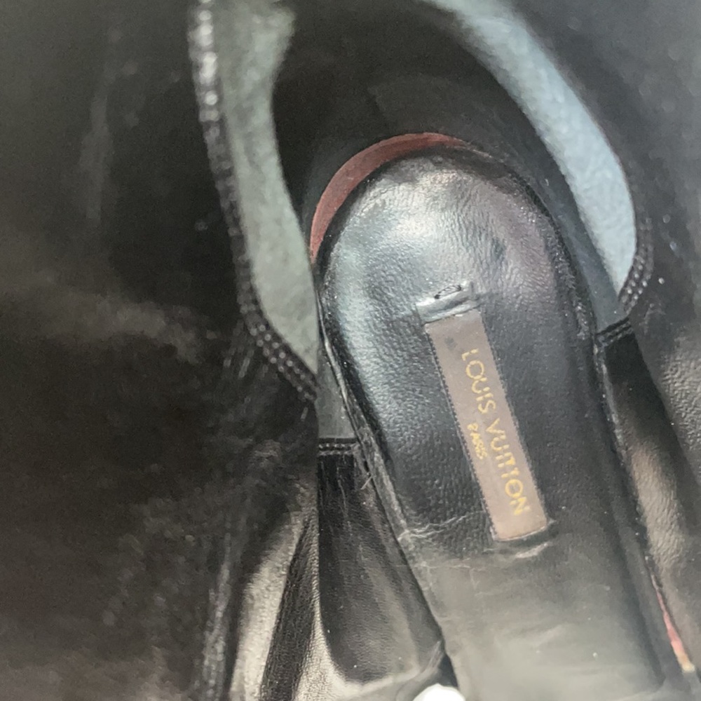LouisVuitton booties, 3 inch heel with gold LV logo - Picture 10 of 11